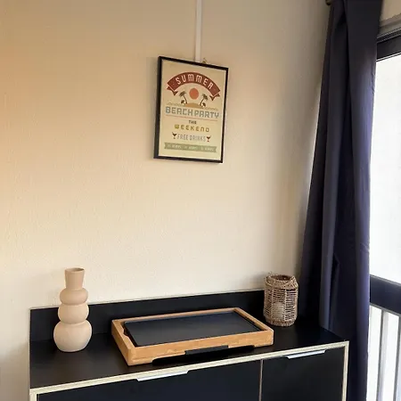 T2 Avec Loggia - Port Malfato - Renove Et Lumineux Apartament